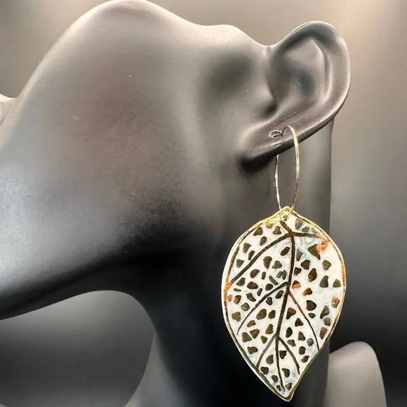 Handmade Luxury Ceramic Earrings – Unique, Lightweight, and Artistic Jewelry - Picture 4 of 11